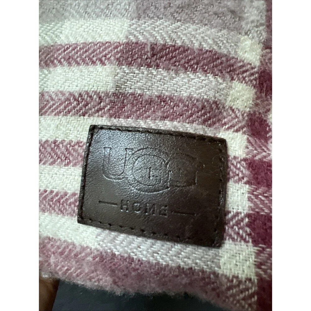 Ugg Charger Plaid Pillow 100% Wool 22”x 15” Home Accent Decor Comfort Farmhouse